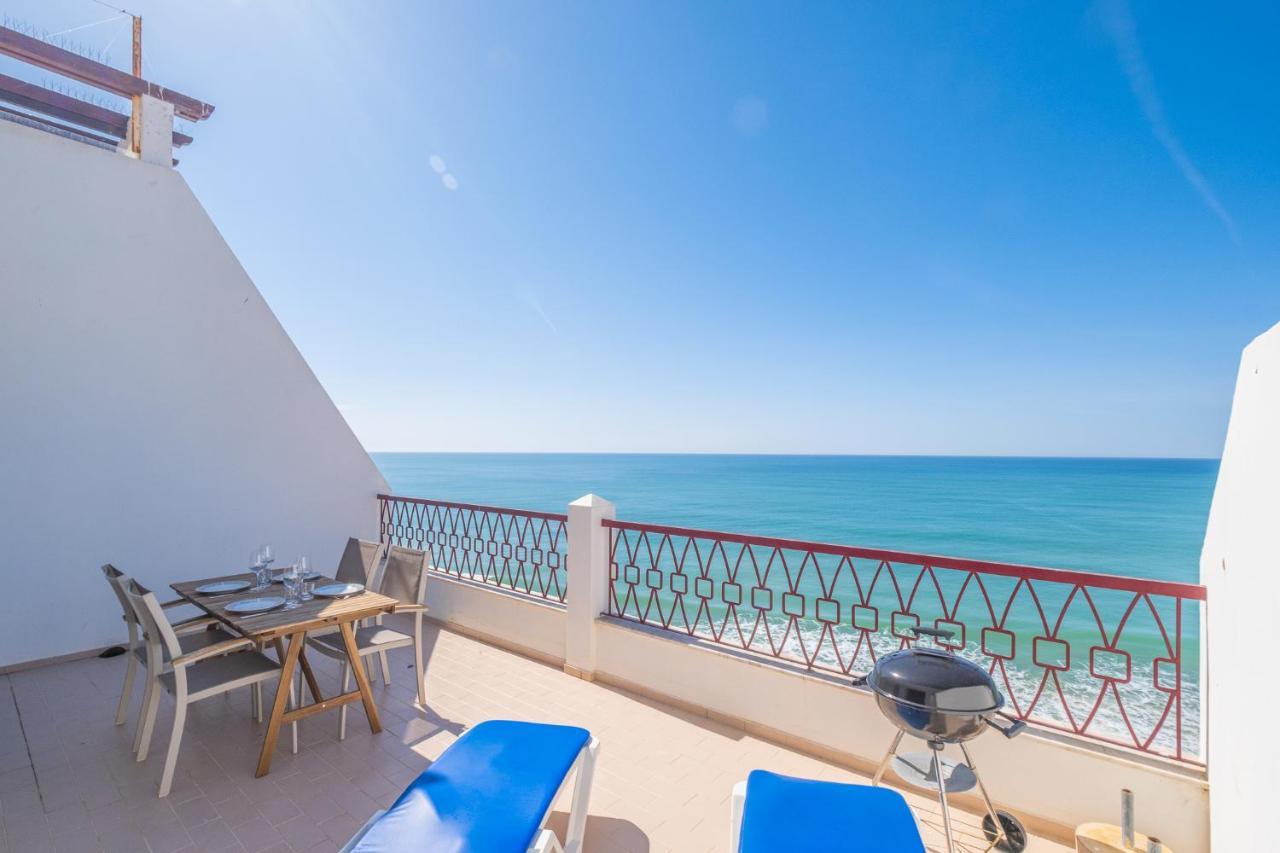 Apartment Frente Ao Mar - 2 Quartos - Wi-fi *